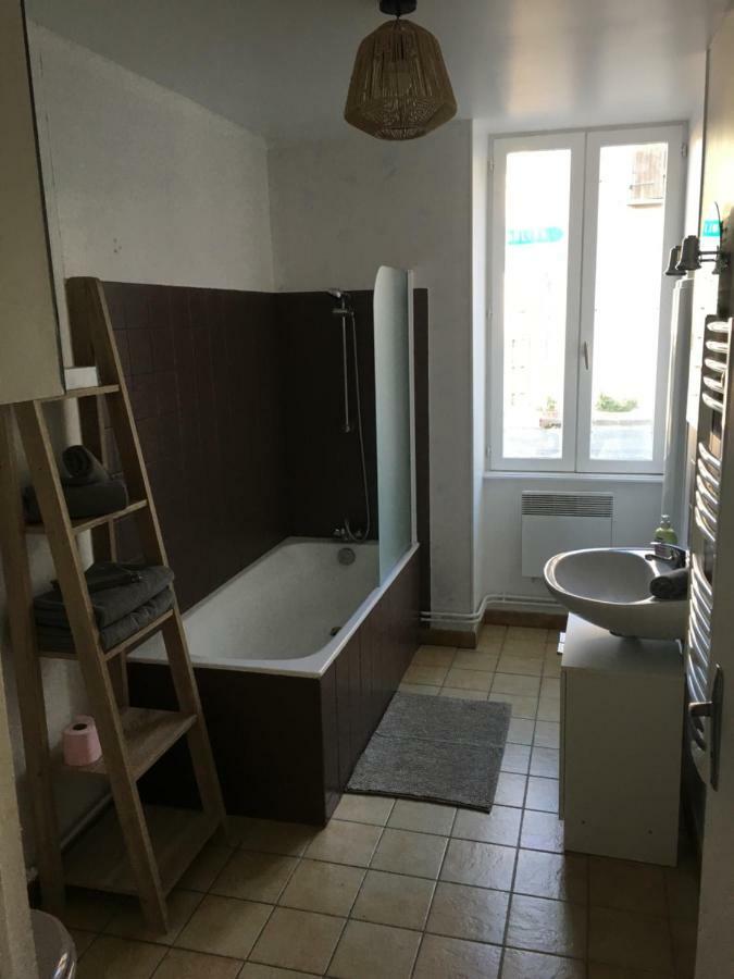 Charmant T2 Rdc Dans Residence Avec Parc Arbore Saint-Pierre-le-Moûtier Zewnętrze zdjęcie